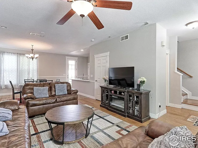 363 Casper Dr — Photo 9