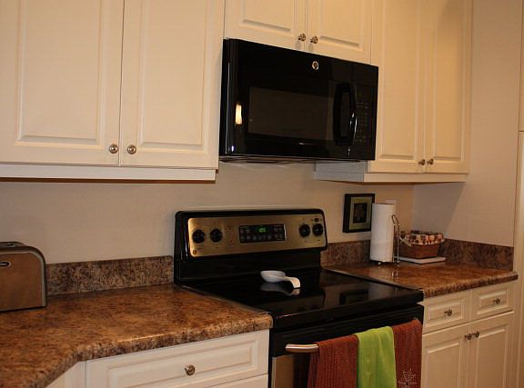 4th image of 26259 Saint Lucia Dr