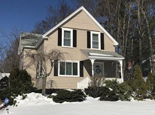 739 Grove St, Worcester, MA 01605