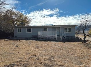 1240 Arabian Dr, Tehachapi, CA 93561