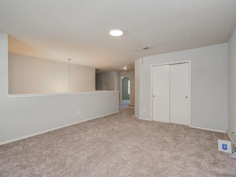 16126 Coleburn Dr — Photo 18