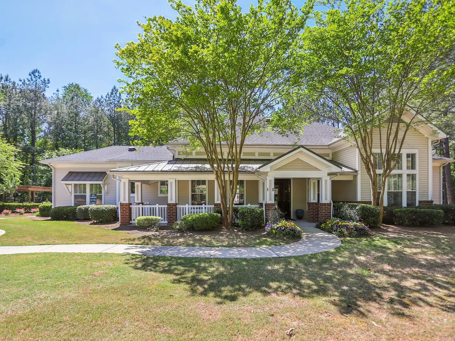 The Glen at Lanier Crossing — Photo 3
