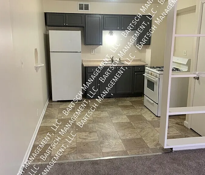 7115 W Appleton Ave #5 — Photo 3