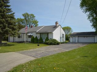 8421 Ravere St, Machesney Park, IL 61115