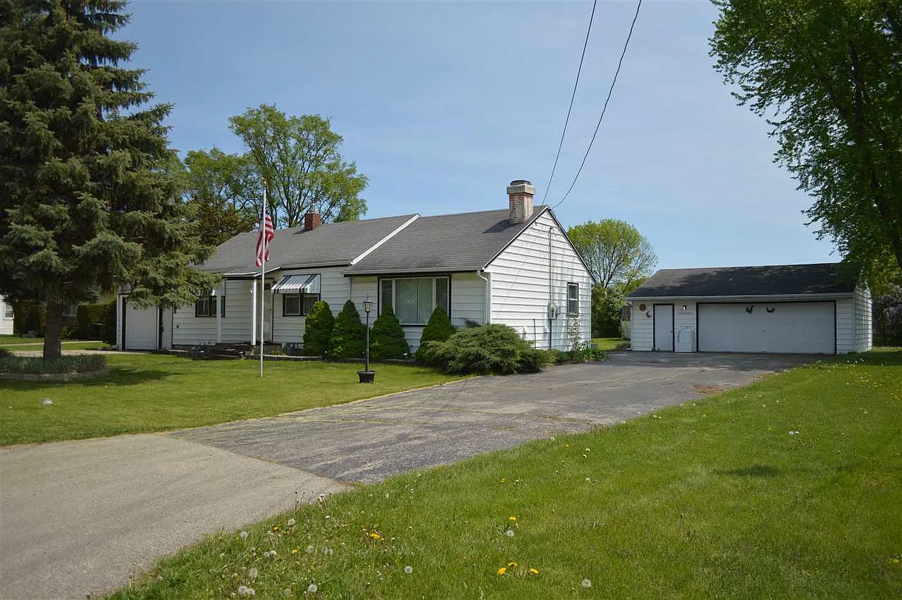 8421 Ravere St photo 1