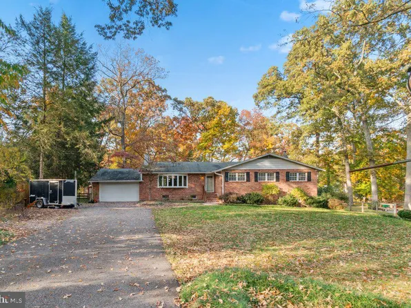 24 Linda Ln, Severna Park, MD 21146