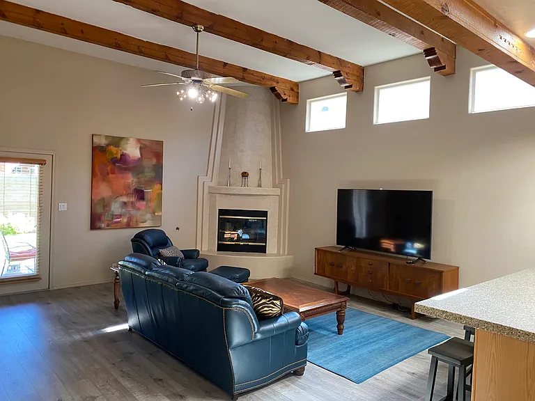 9905 Irbid Rd NE — Photo 3
