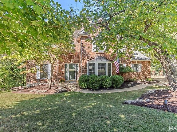 2nd image of 727 Heatherstone Dr