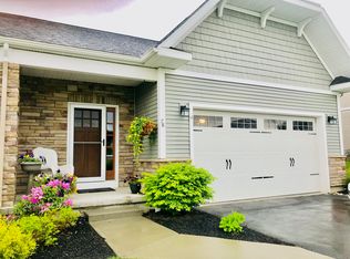 78 Lorenzo Dr, Troy, NY 12180