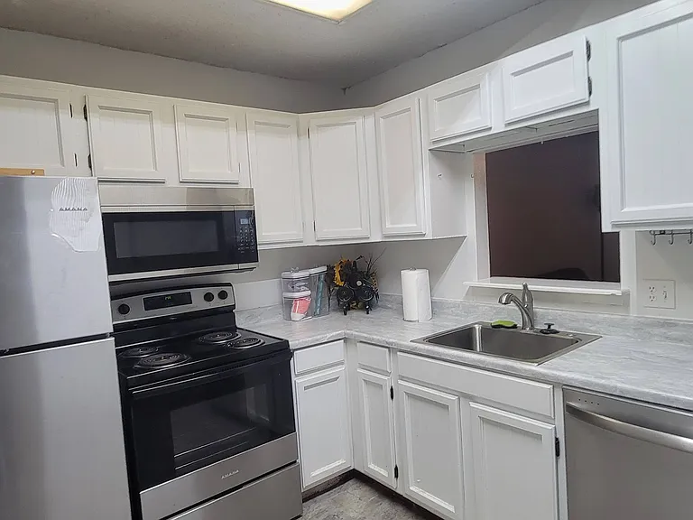 1624 Aquarena Springs Dr #F144 — Photo 38