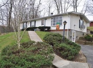 46 Linwood Ave, Hamburg, NJ 07419