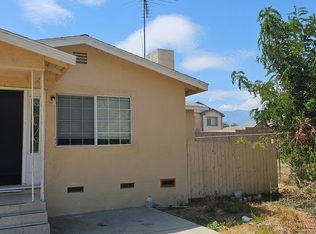 7888 Maple Ave, Fontana, CA 92336