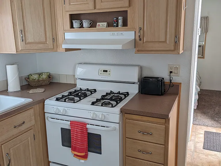 4949 Desert Knoll Ave #36 — Photo 7