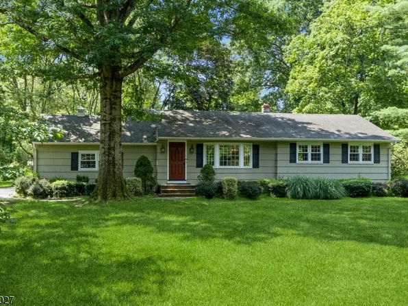 24 Briar Ln, Bernards Twp., NJ 07920