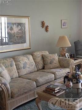 5th image of 159 SW 47th Ter APT 101