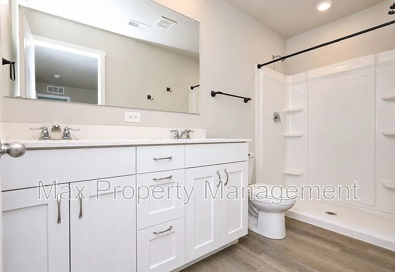 4173 Easton St — Photo 13
