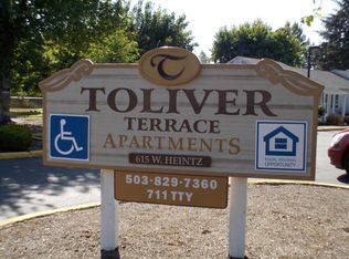 615 W Heintz St APT 05, Molalla, OR