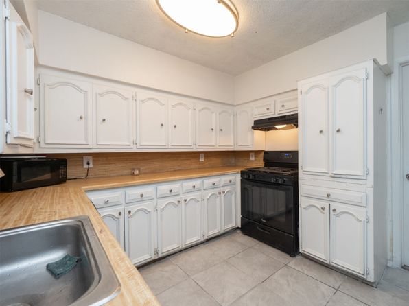 garland-texas-2054414181 picture