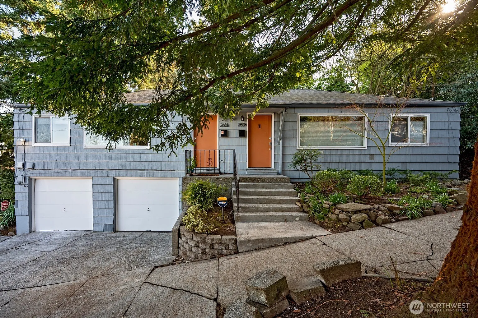 2606 4th Avenue N photo 1