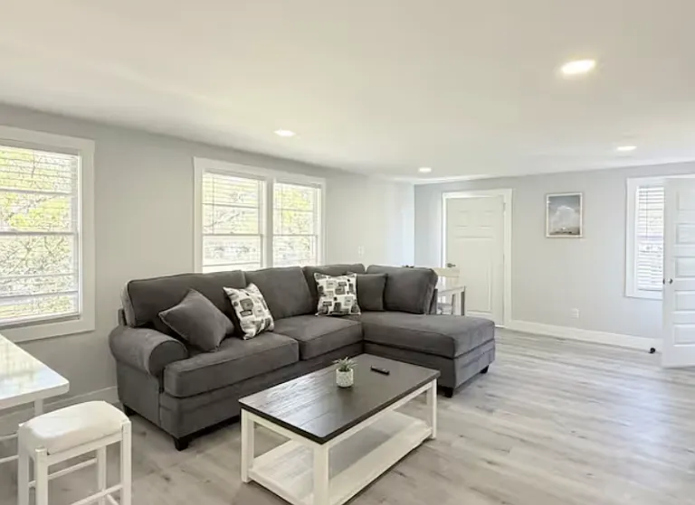 208 Chester St #9 — Photo 3