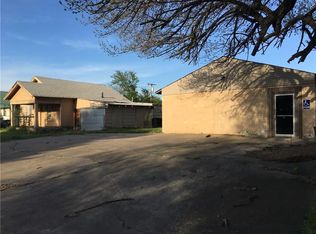 411 S Kickapoo Ave, Shawnee, OK 74801