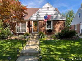 725 Mulford Dr SE, Grand Rapids, MI 49507