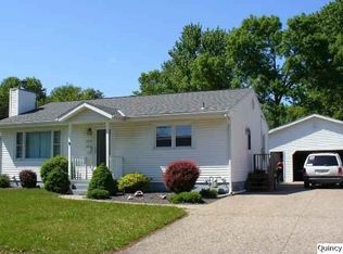 3203 College Ave, Quincy, IL 62301