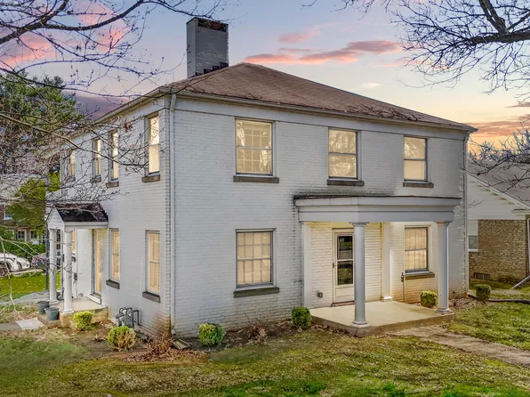 440 Henry Clay Blvd, Lexington, KY 40502