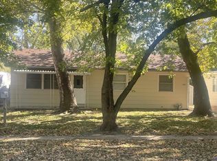 506 NE Forest Ave, Topeka, KS 66616
