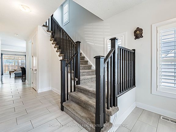 4th image of 284 Sweet Gale St
