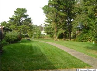 469A Chelsea Ct, Manchester, NJ