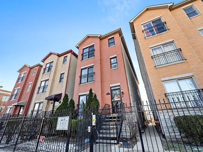 5852 S Prairie Ave #2 — Photo 14