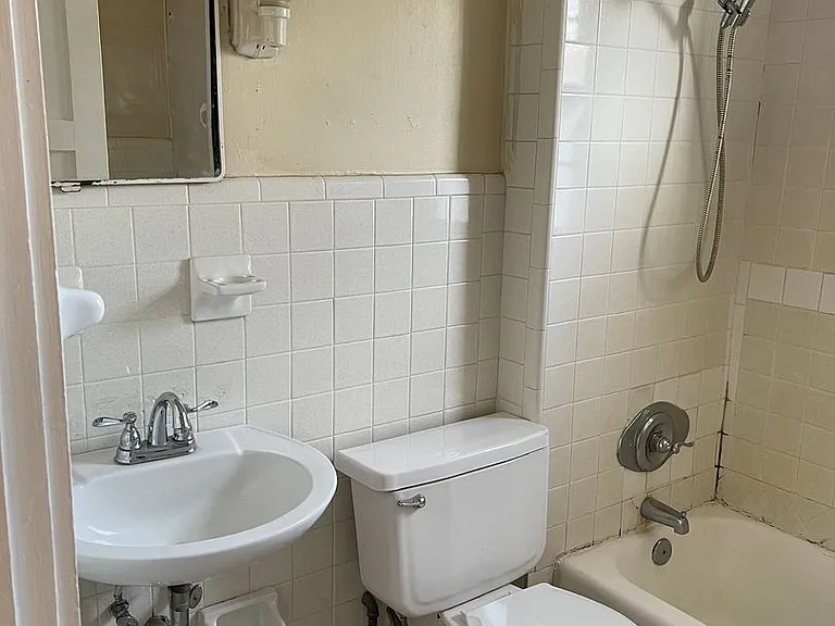 1111 W California Ave — Photo 13