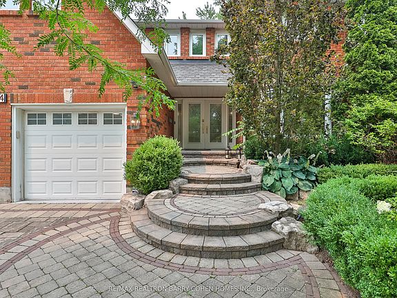 3rd image of 4 Hashbury Pl