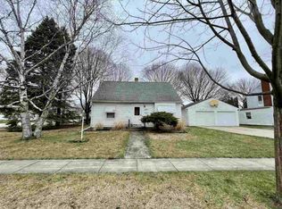 625 N 12th St, Rochelle, IL 61068