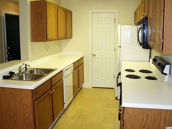 5th image of 4391-B Daphne Ln. Unit B