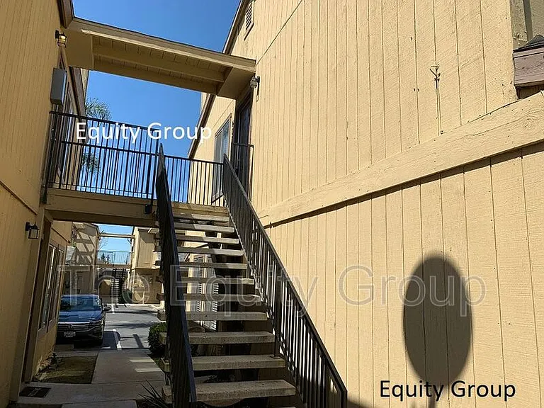 4008 W Meadow Ave — Photo 14