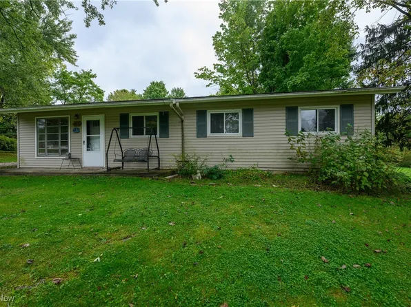 473 Sherwood Dr, Aurora, OH 44202