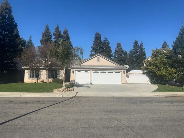 9221 N Laureen Ave, Fresno, CA 93720