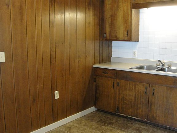 4th image of 1708 N Cedar St APT A