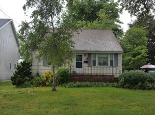 122 Grove St, South Plainfield, NJ 07080