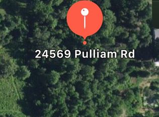 24569 Pulliam Rd, Thompsonville, IL 62890