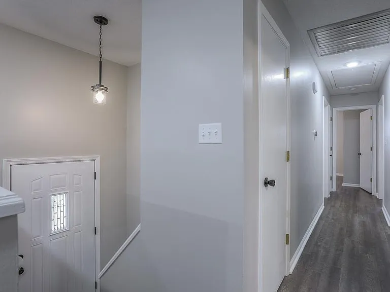 6725 NW Hilldale Dr — Photo 17