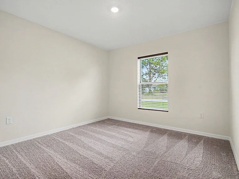 436 Wimpole Ln SW — Photo 14