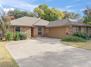 2707 Citadel Dr, Arlington, TX 76012