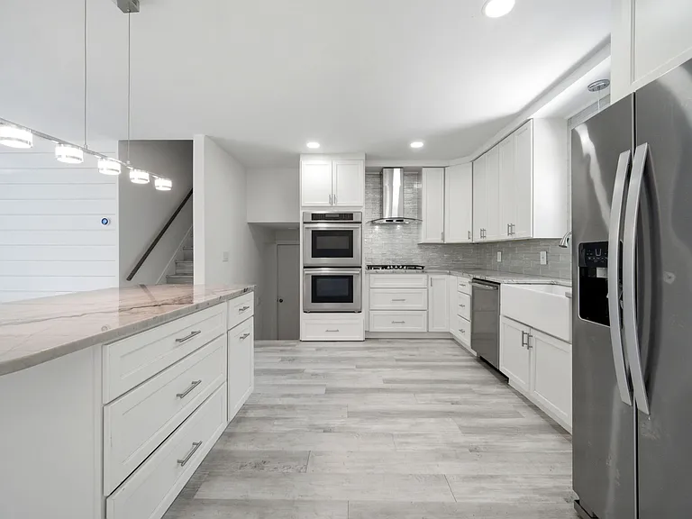 5864 Oval — Photo 11