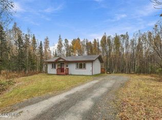 10410 W Pinckney Dr, Wasilla, AK 99654