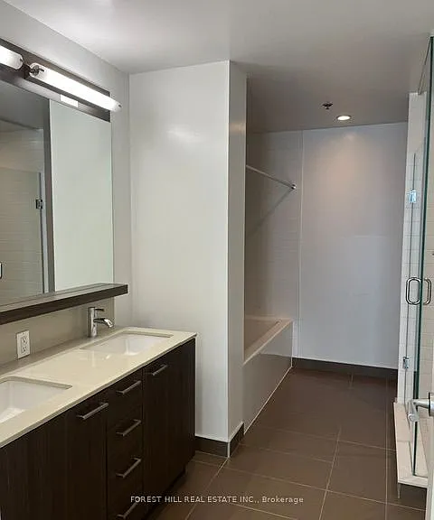 310 Tweedsmuir Ave #Townhouse 2 — Photo 27
