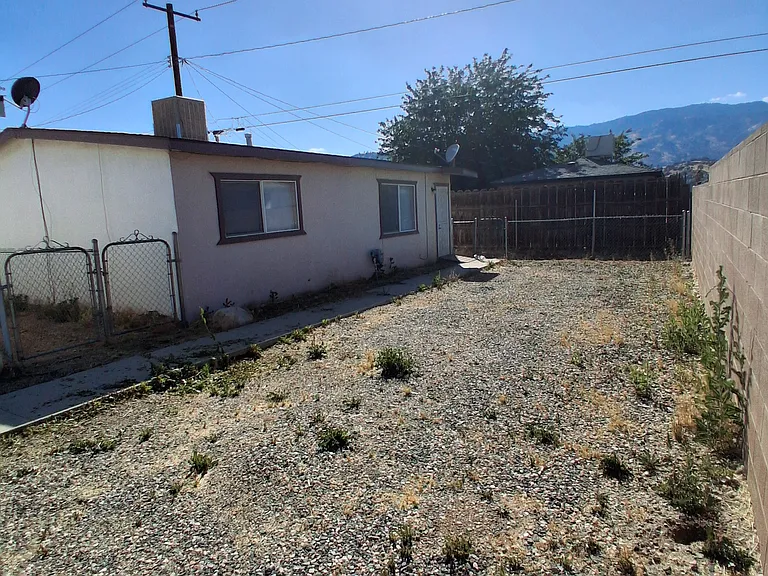 2613 Flower St #C — Photo 1