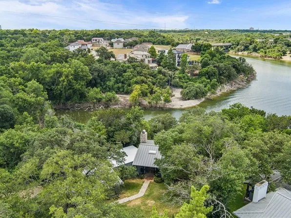 3528 Lake Heights Dr, Waco, TX 76708